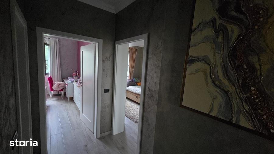 Casă cu 4 camere cu Teren 300 Mp în Sud