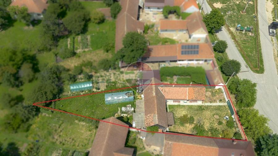 Casă locuibilă Șinca Veche – central, 931 mp teren, șură tradițională - 26