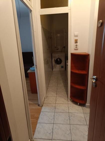 Garsonieră decomandată în Sebastian