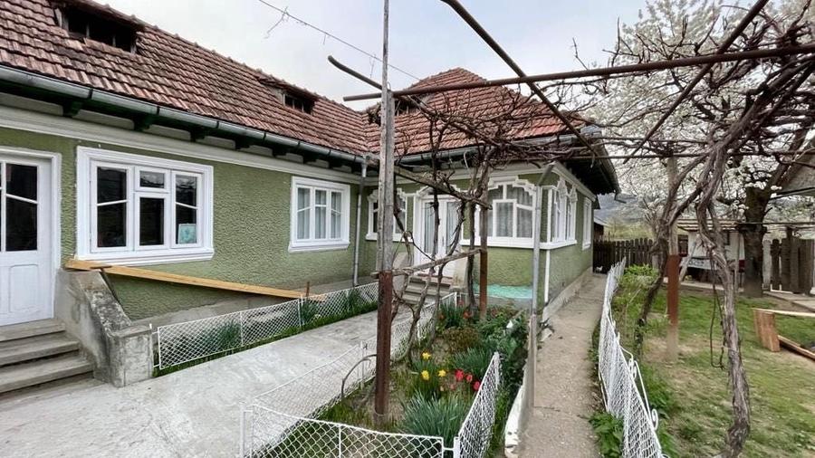 Teren de 2571 mp, în Agârcia