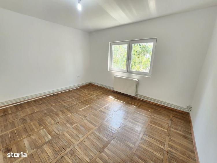 Apartament cu 2 camere decomandat în Lunei