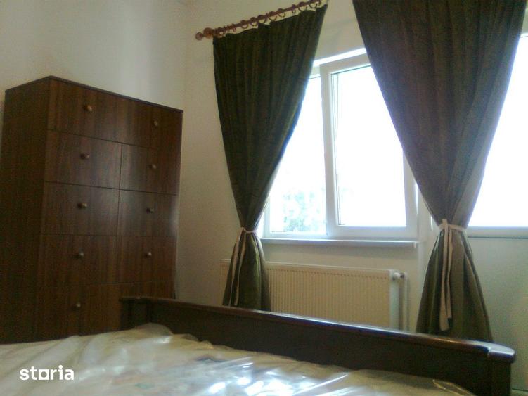 Apartament cu 3 camere semidecomandat, mobilat în Știrbei Vodă
