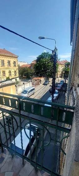 Apartament cu 3 camere decomandat în Elisabetin