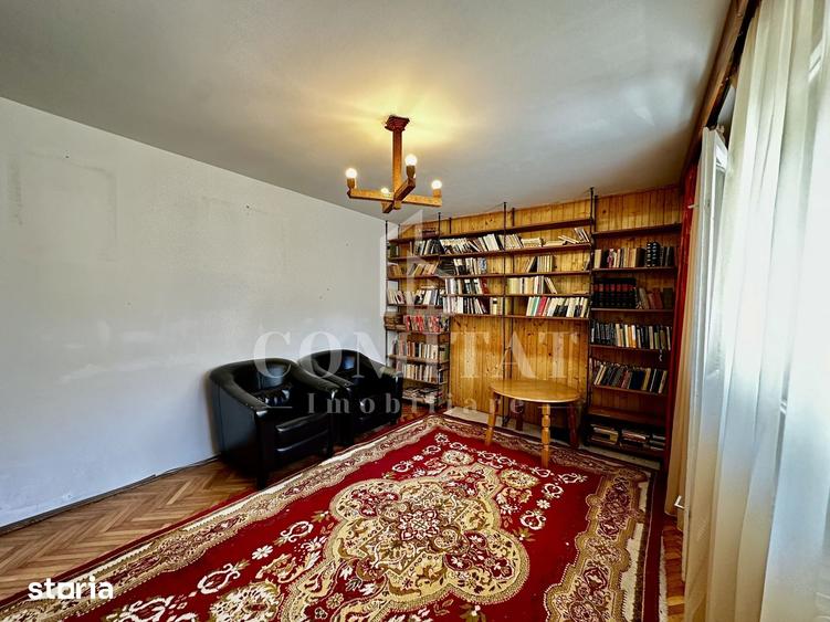 Apartament cu 3 camere decomandat în Andrei Mureșanu