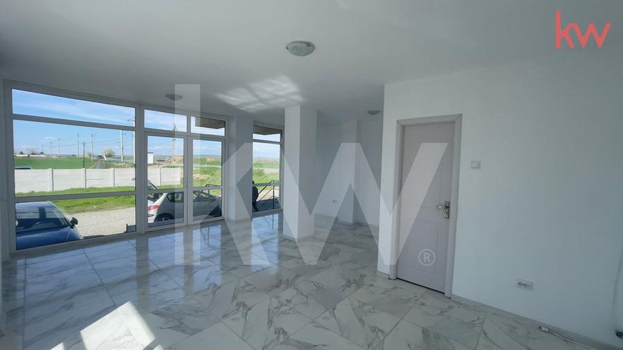 Spațiu comercial, de 36 mp, în Șimnicu de Sus