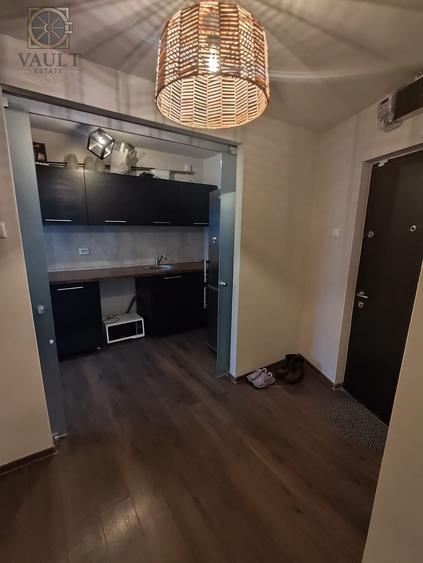 Apartament cu 3 camere decomandat, mobilat în Tineretului