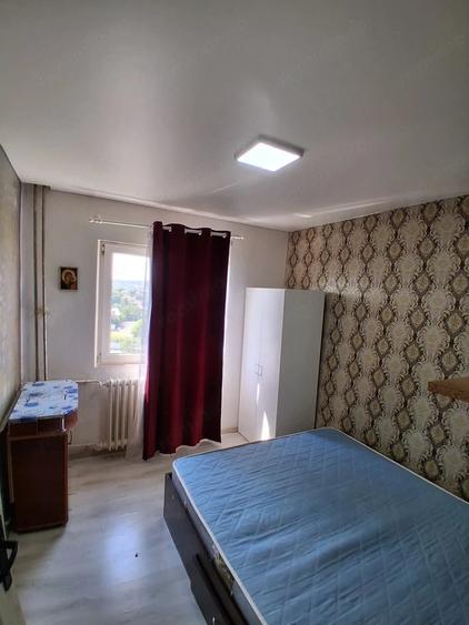 Apartament cu 2 camere decomandat în Apărătorii Patriei