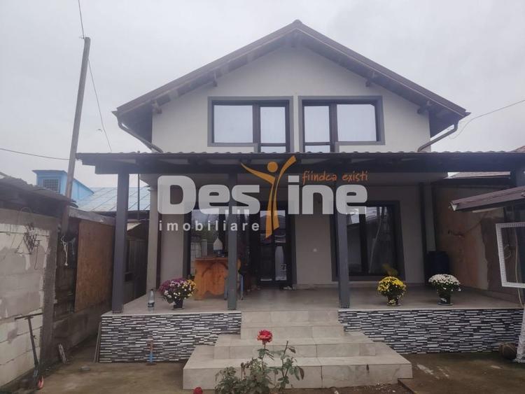 Casă individuală cu 4 camere cu Canalizare în Bereasca