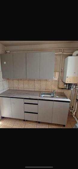 Apartament cu 2 camere decomandat în Exterior Vest