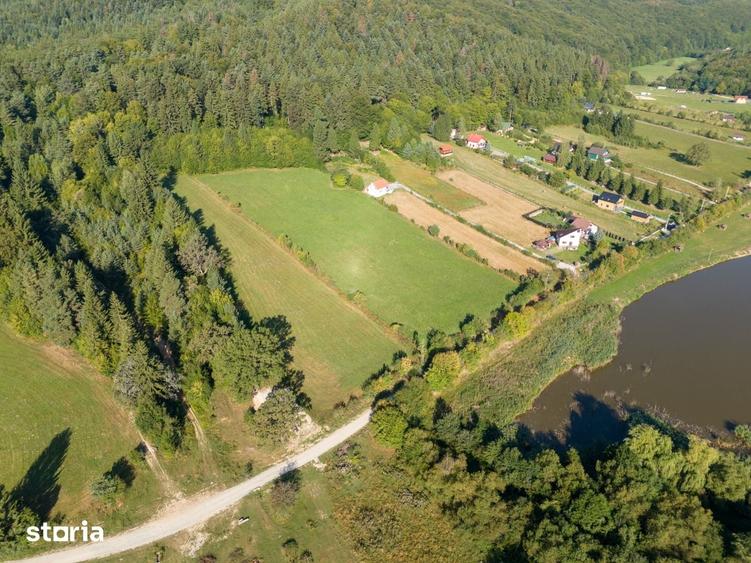 Teren intravilan 3.300 mp cu vedere catre lac Vulcan, zona lacurilor - 18