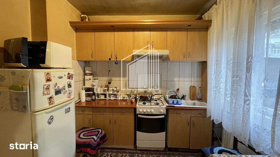 Apartament cu 4 camere semidecomandat în Micro 15