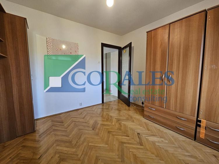 Apartament cu 2 camere decomandat, mobilat în Bucovina