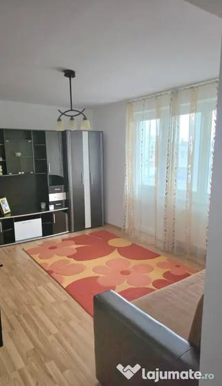 Apartament cu 2 camere decomandat în Cedonia