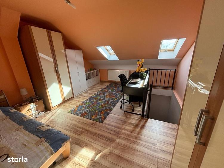 Apartament cu 3 camere decomandat în Tilișca