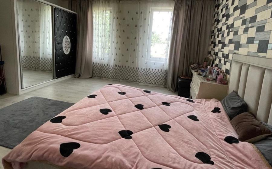 Casă individuală cu 3 camere în Bencecu de Sus
