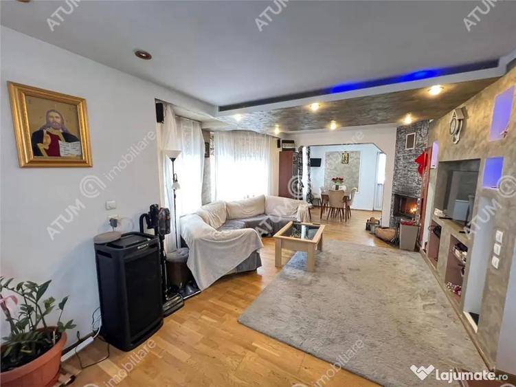 Casă cu 8 camere cu Teren 500 Mp în Vasile Aaron