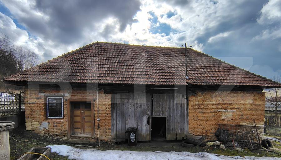 Casă individuală cu 4 camere cu Teren 1360 Mp în Așchileu Mare