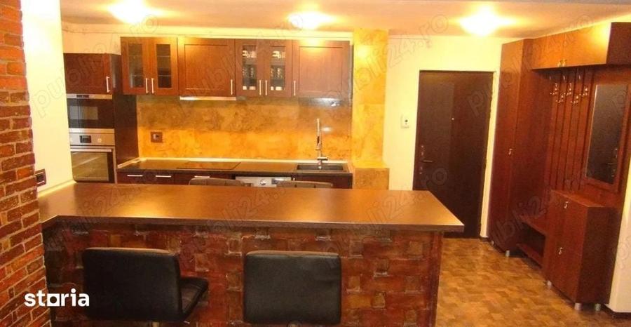 Apartament cu 3 camere în Drumul Taberei