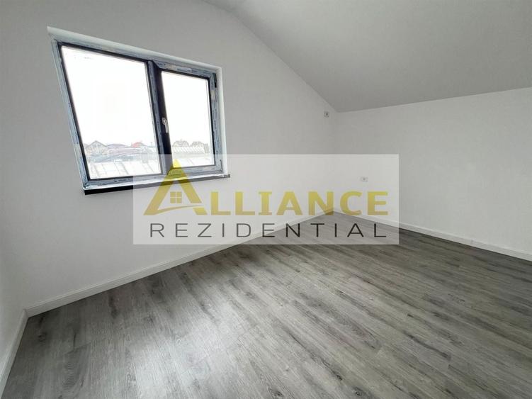 Casă individuală cu 4 camere decomandat cu Canalizare în Berceni