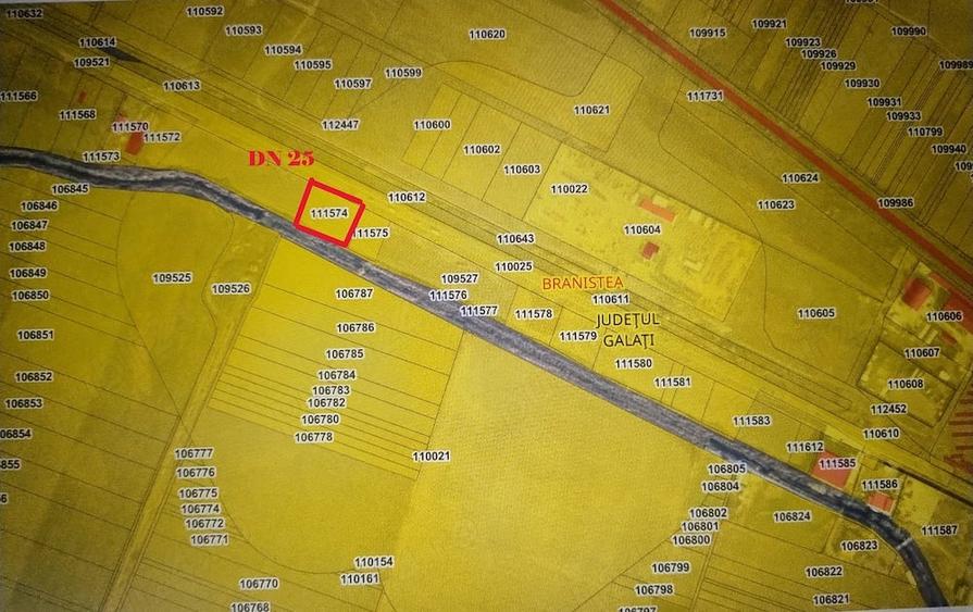 Teren de 3200 mp, în Braniștea