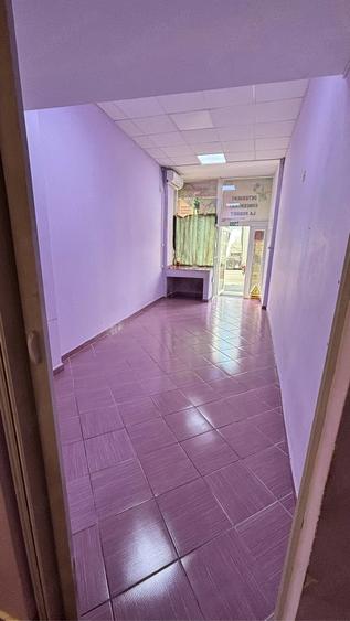 Spațiu comercial, de 21 mp, în Republicii