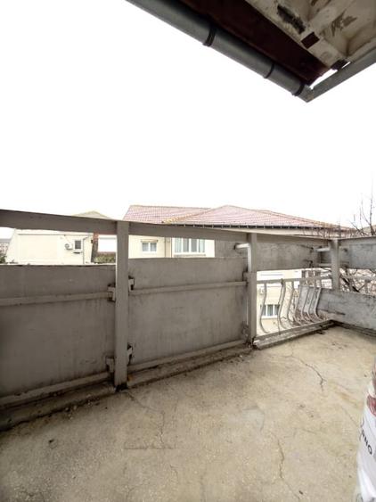 Apartament cu 3 camere decomandat, mobilat în Bucovina