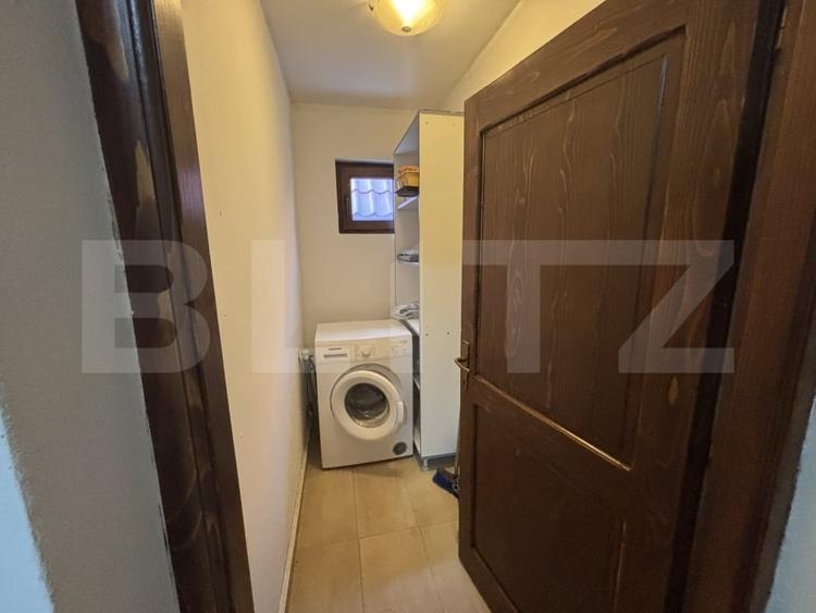 Casă individuală cu 4 camere cu Canalizare în Jibou