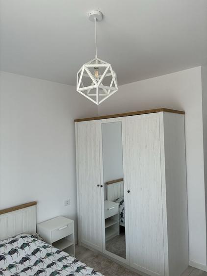 Inchiriez apartament 2 cam Tractorul/Coresi - 2