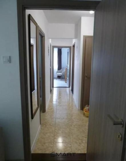 Apartament cu 3 camere decomandat în Vasile Aaron