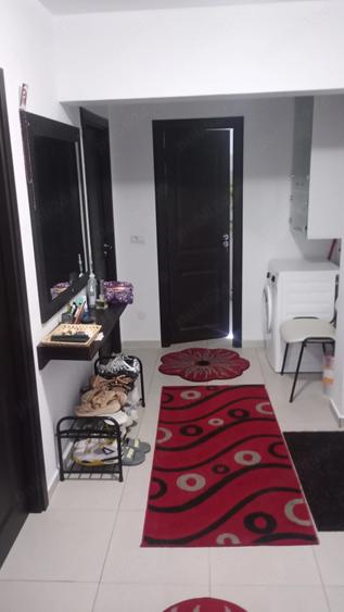 Apartament cu 2 camere decomandat în Precista