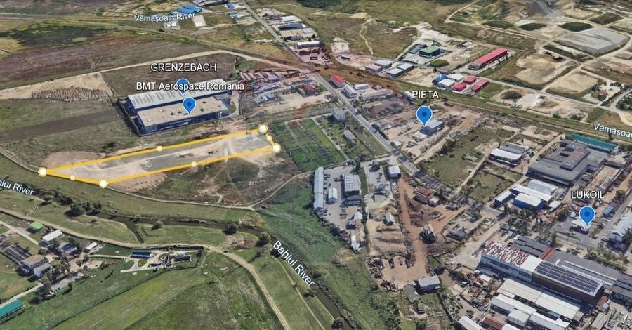 Teren Construcții intravilan de 12000 mp, în Zona industrială