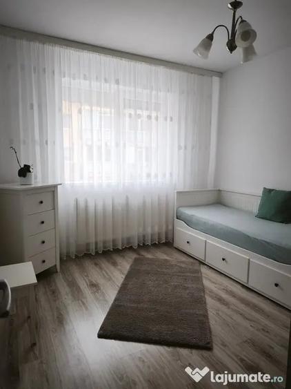 Apartament cu 3 camere decomandat în Theodor Pallady