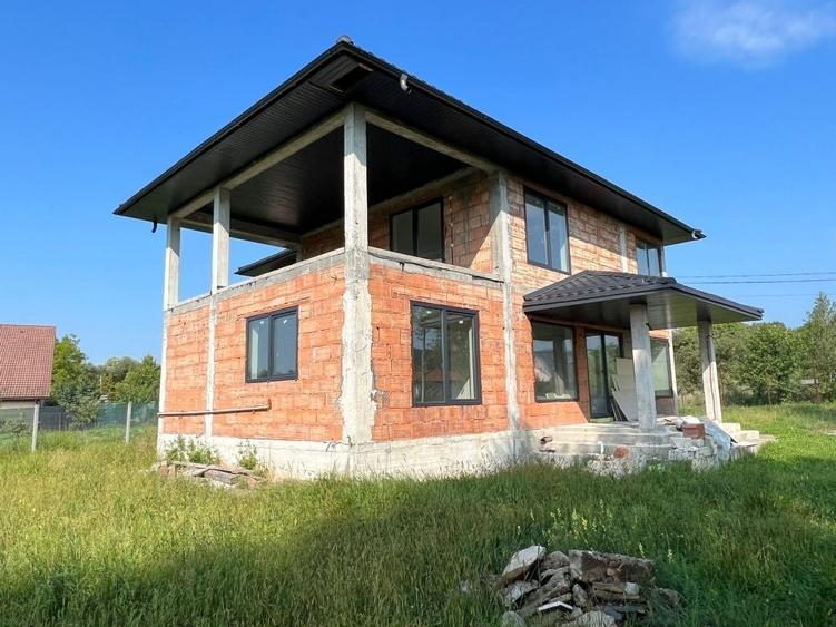 Casă cu 4 camere în Tăuții-Măgherăuș