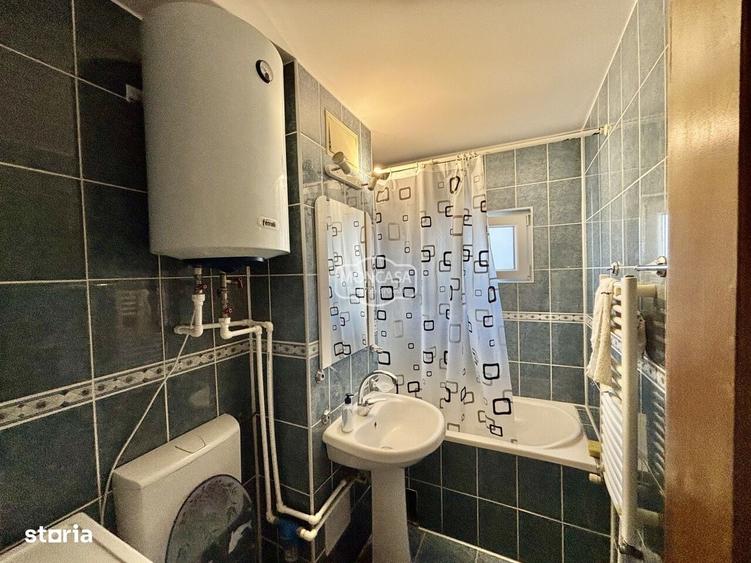 Apartament cu 4 camere decomandat în Central