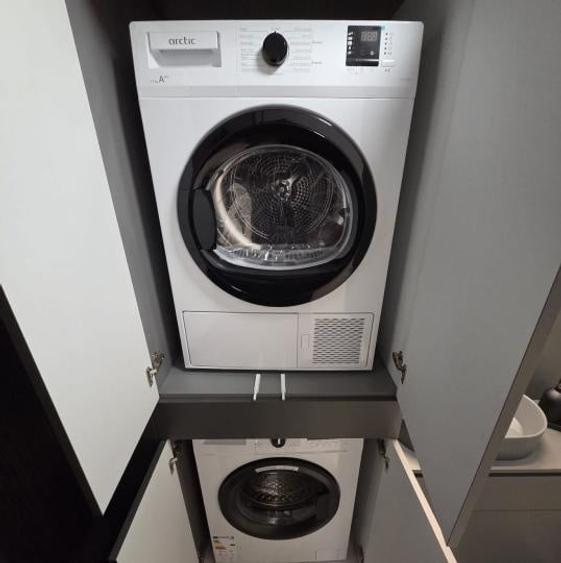 Apartament cu 2 camere decomandat, mobilat în Berceni
