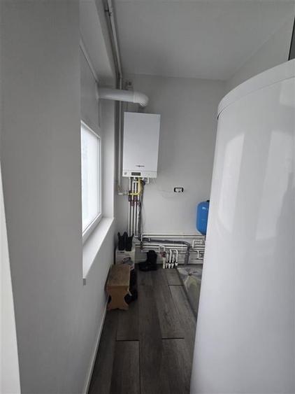 Casă individuală cu 5 camere cu Teren 1600 Mp în Șinca Veche