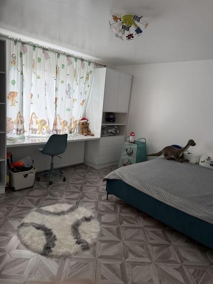 Casă cu 4 camere în Vasile Alecsandri