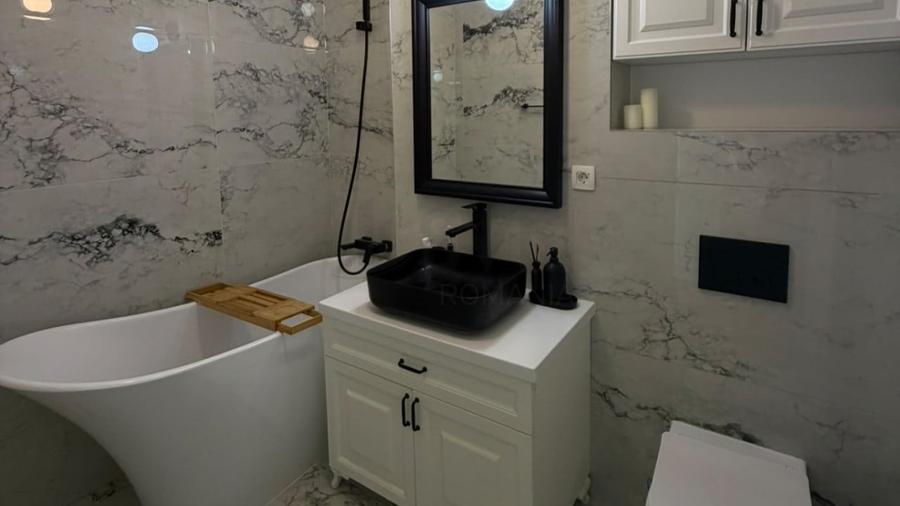 Apartament cu 2 camere decomandat în Mihai Bravu