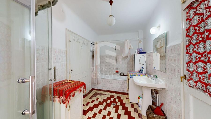 Casă individuală cu 4 camere cu Canalizare în Turda