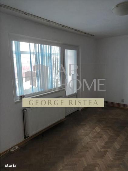 Apartament cu 3 camere decomandat în Vest