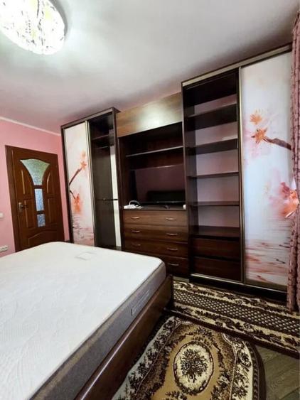 Apartament cu 2 camere decomandat în Drumul Sării