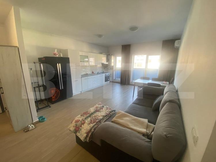 Apartament cu 2 camere semidecomandat, mobilat în Ghirodei