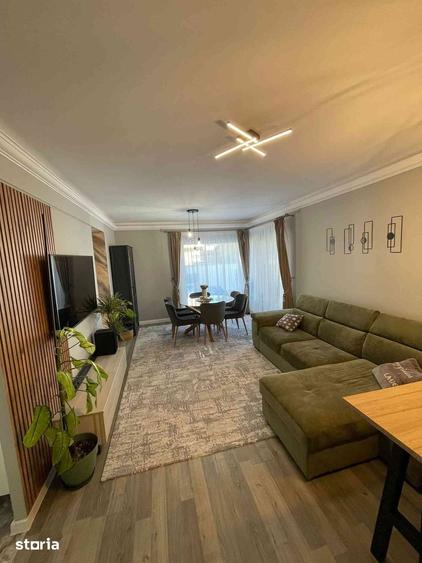Casă cu 3 camere cu Teren 500 Mp în Recea