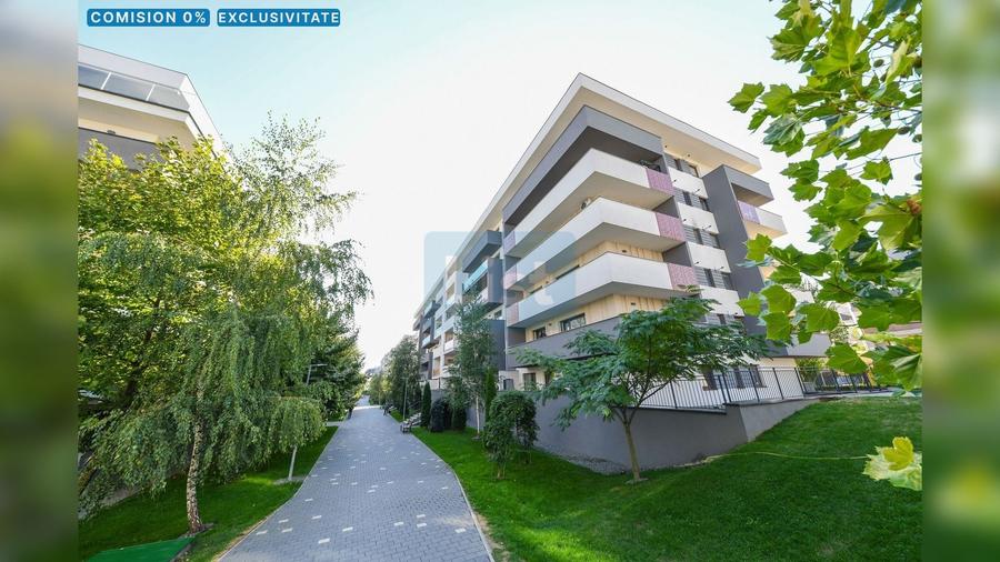 Apartament cu 3 camere semidecomandat, mobilat în Europa