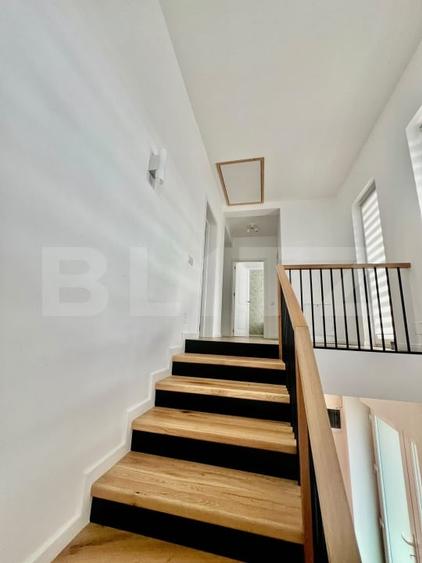 Duplex cu 5 camere cu Canalizare în Florești