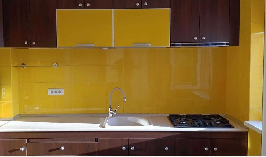 Apartament cu 2 camere semidecomandat în Kamsas