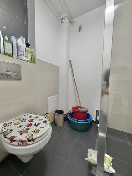 Apartament cu 2 camere nedecomandat, mobilat în P-ța Doina