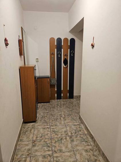 Apartament cu 2 camere semidecomandat în Calea Victoriei
