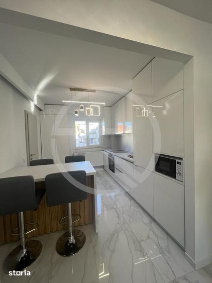 Apartament cu 3 camere decomandat, mobilat în Mărăști