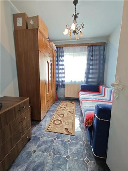 Apartament cu 4 camere decomandat în Aurel Vlaicu